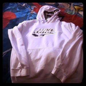 I am selling a Nike hoodie